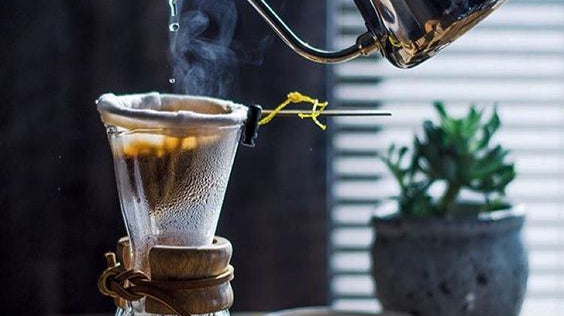 Czy kwaśny smak oznacza złą kawę?