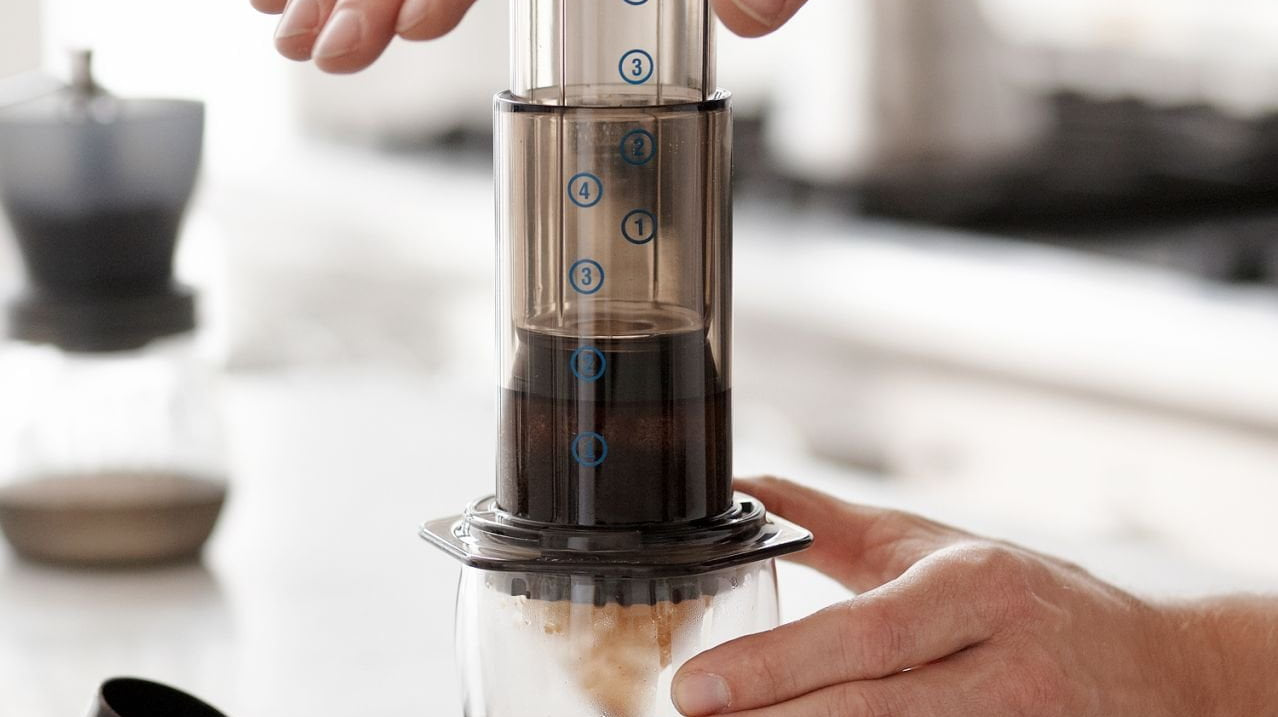Aeropress – wyjaśniamy jak parzyć kawę